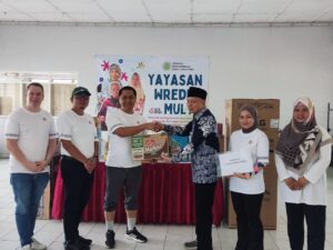 Menebar Kebaikan di Usia Emas: Bakti Sosial HUT ke-5 PT Hotel Indonesia Properti di Yayasan Wredha Mulya