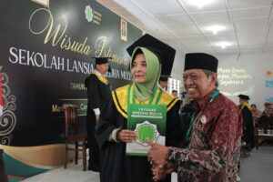 Wisuda Sekolah Lansia Wredha Mulya SALWA: Wujudkan Lansia Masa Emas yang Cerdas, Mandiri, dan Sejahtera